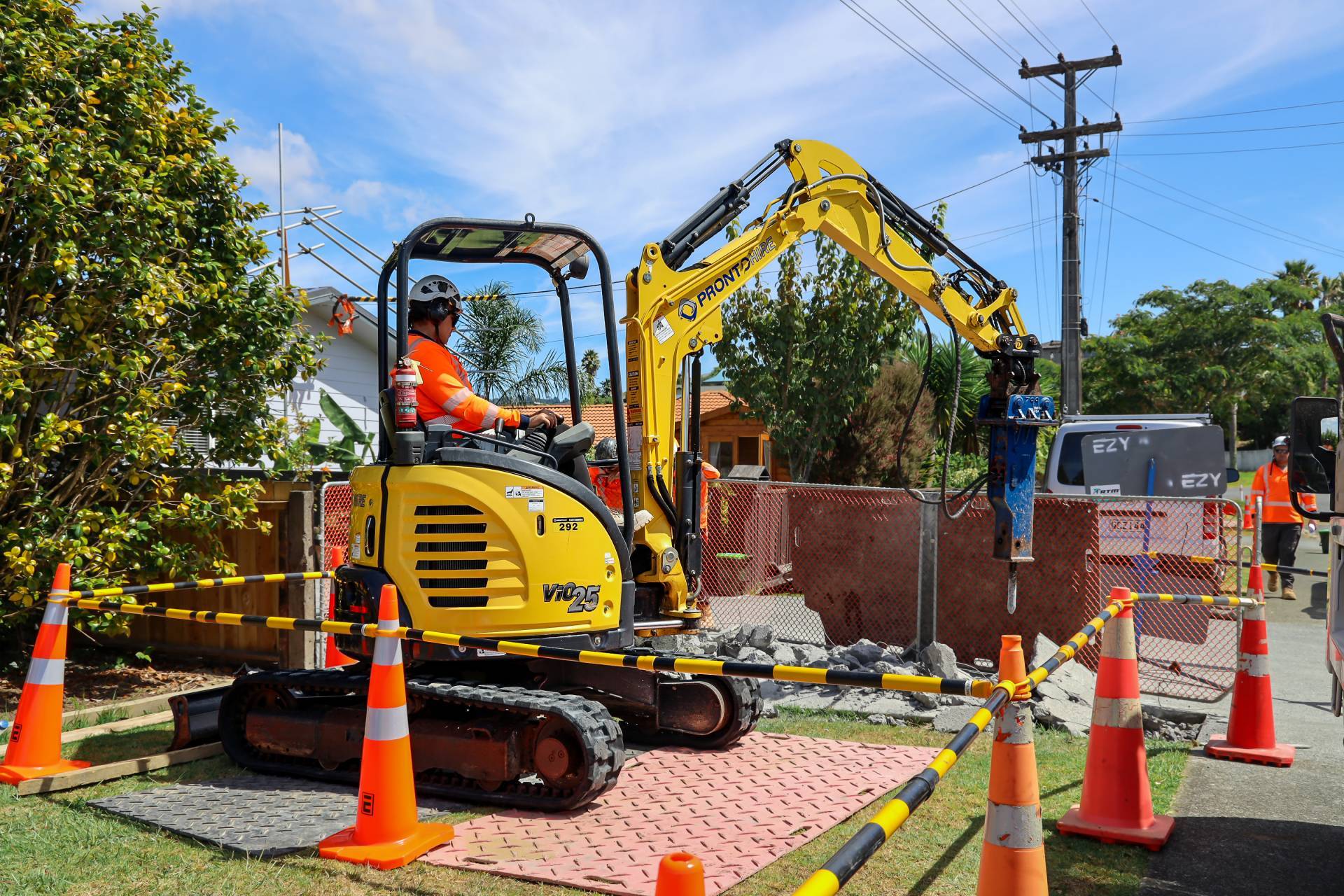2.5 Ton Excavator for hire from Pronto Hire Auckland on ground protection mats