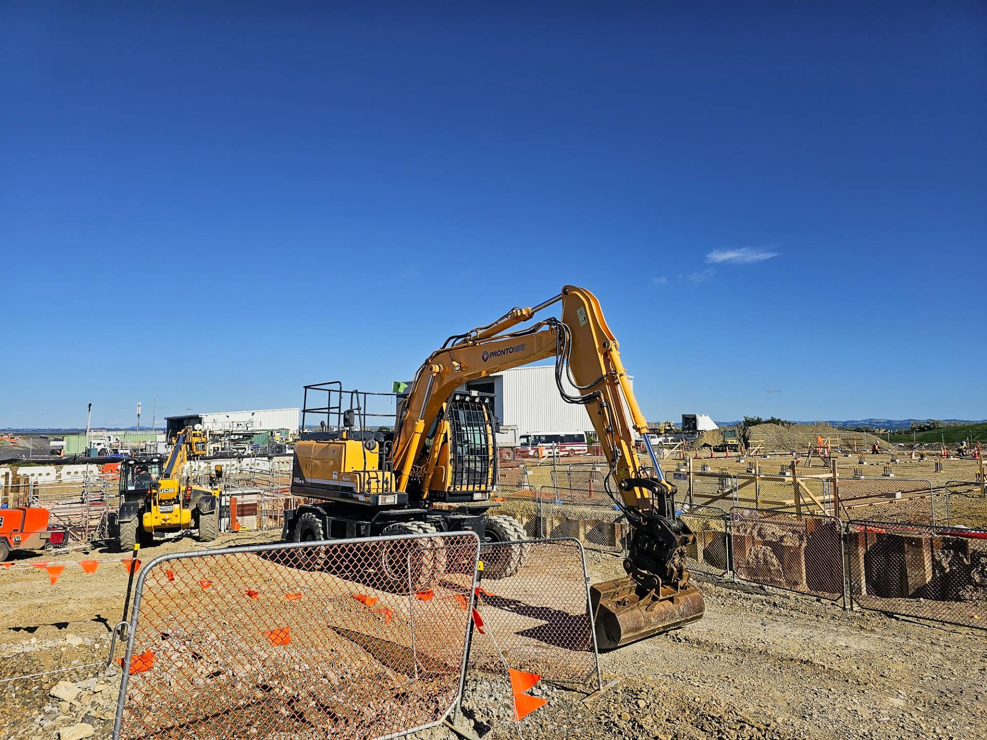 12 Ton Wheel Excavator 1